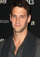 Justin Bartha