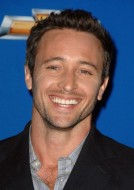 Alex OLoughlin