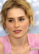 Alison Lohman