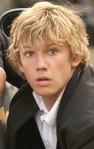 Alex Pettyfer