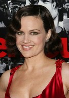Carla Gugino