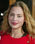Estella Warren